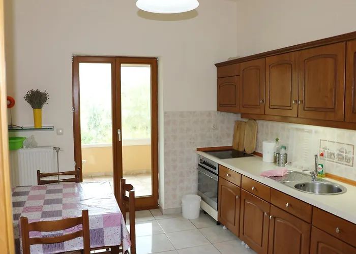 Mountain View House *