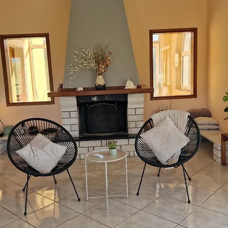 Mountain View House *