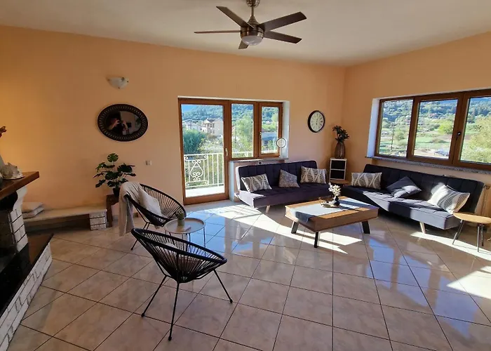 Mountain View House 度假居 Gardeládes